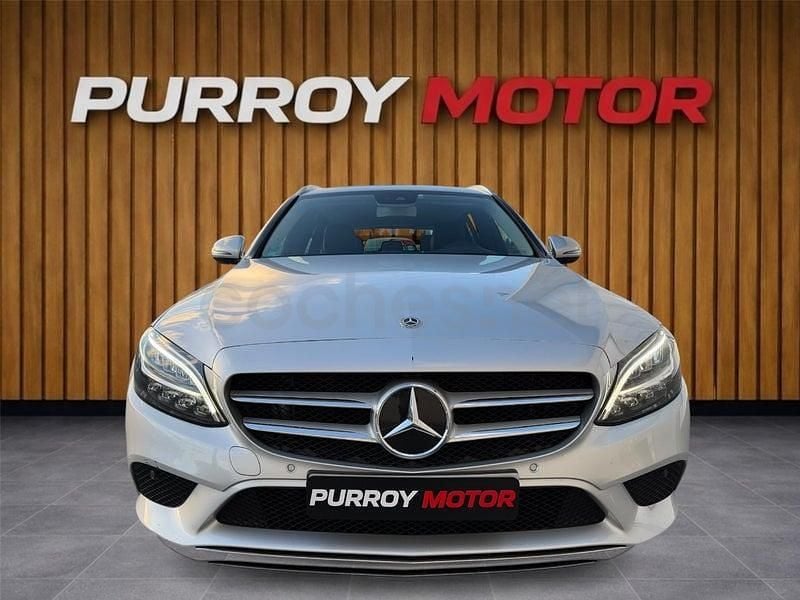 Usado Mercedes C220 194 CV (142 kW) 2021 Gris / plata Familiar
