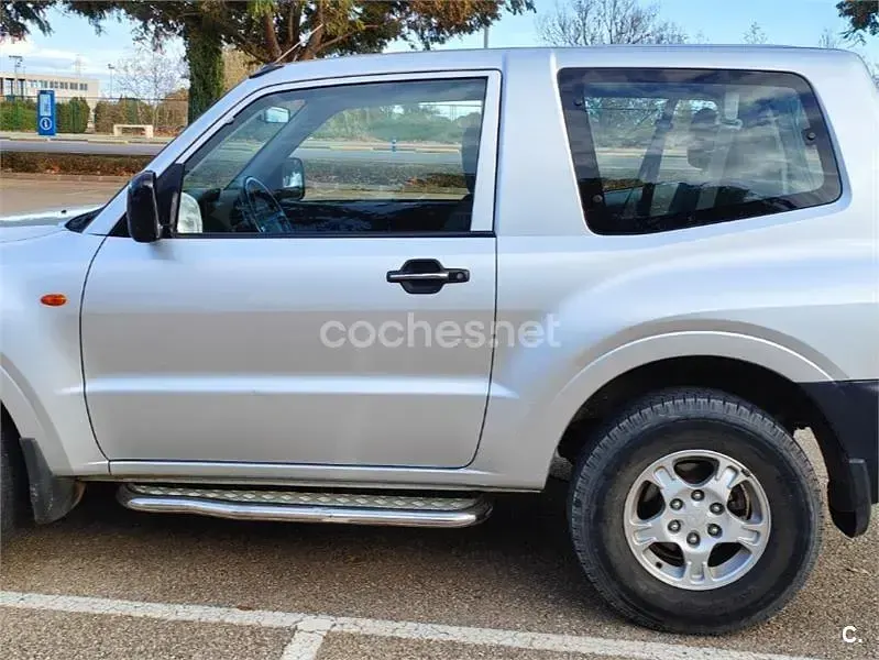 Usado Mitsubishi Montero 165 CV (121 kW) 2000 Gris / plata SUV