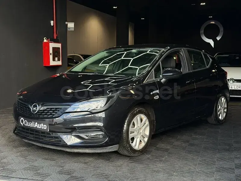 Usado Opel Astra Edition 110 CV (80 kW) 2022 Blanco Utilitario