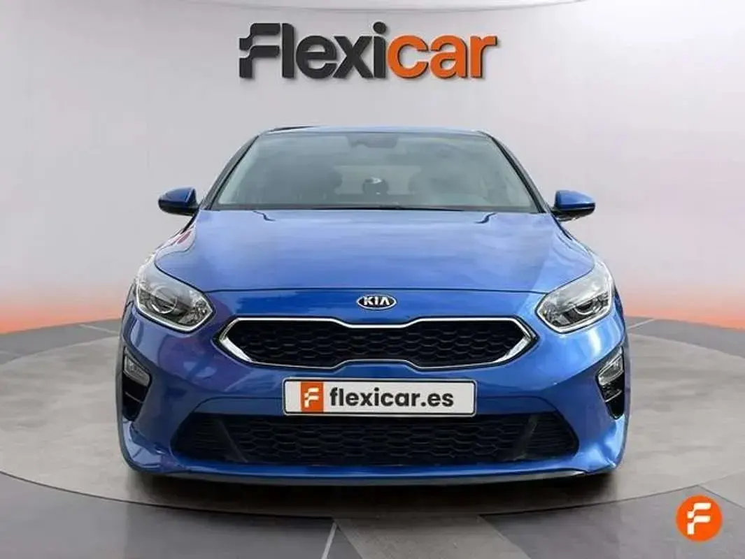 Usado Kia Ceed 120 CV (88 kW) 2021 Azul Utilitario