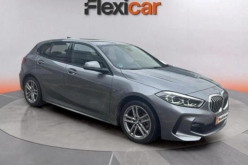 Gris Usado 2024 BMW 118 Utilitario | 26.990 € (Buen precio) - Imagen 1/4
