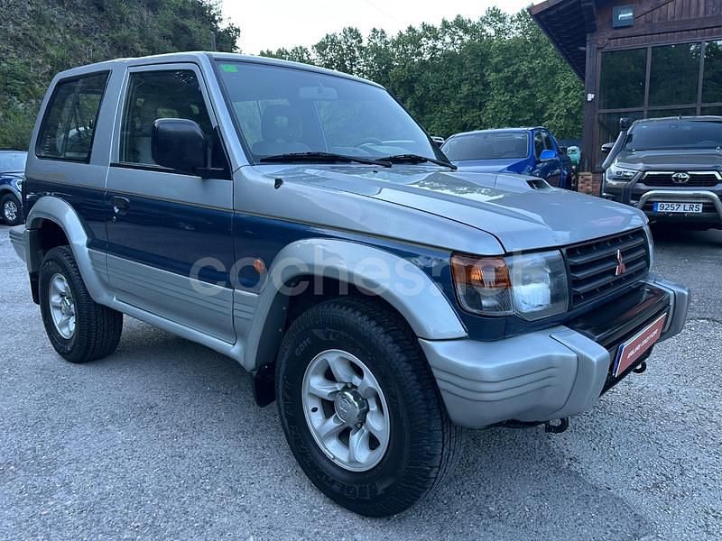 Usado Mitsubishi Montero 125 CV (91 kW) 1997 Beige SUV