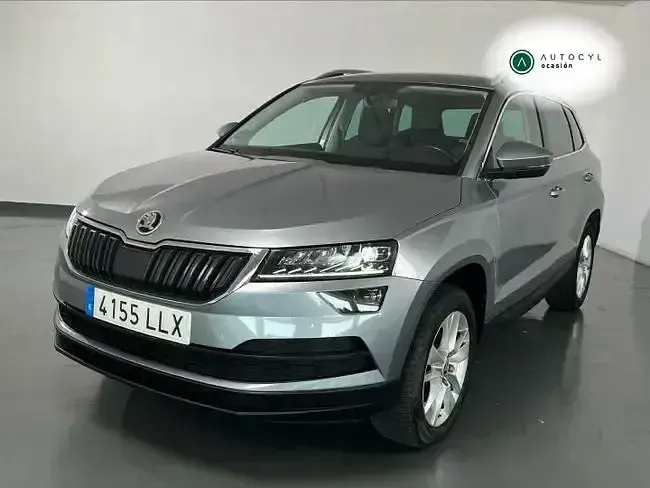 Usado Skoda Karoq Active 116 CV (85 kW) 2020 Gris SUV
