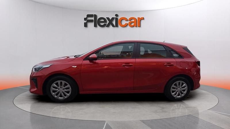 Usado Kia Ceed 115 CV (84 kW) 2020 Rojo Utilitario