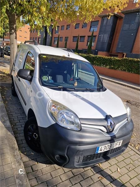 Usado Renault Kangoo 105 CV (77 kW) 2010 Blanco Monovolumen