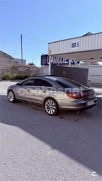 Usado VW Passat Highline 140 CV (102 kW) 2011 Beige Berlina