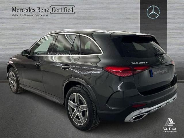 Nuevo Mercedes GLC300e AMG line 333 CV (244 kW) 2026 Gris grafito