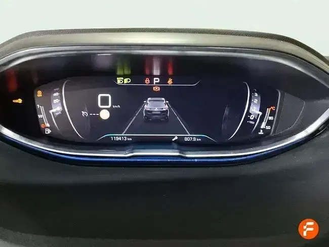Usado Peugeot 3008 Allure 130 CV (95 kW) 2023 Gris SUV