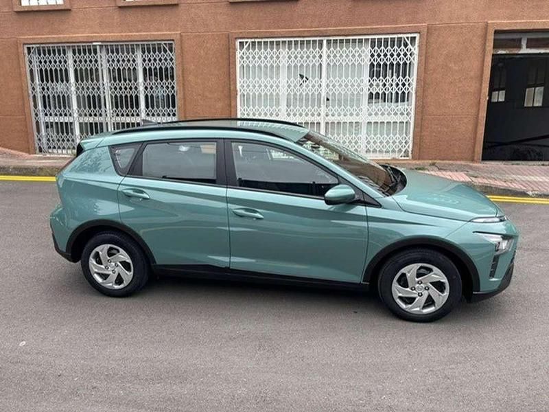 Usado Hyundai Bayon 101 CV (74 kW) 2023 Verde SUV