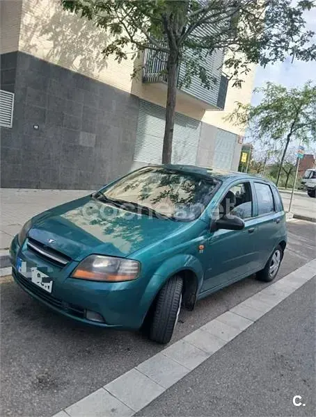 Usado Chevrolet Kalos SE 83 CV (61 kW) 2003 Verde Berlina