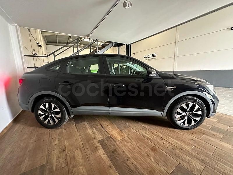 Usado Renault Arkana Intens 143 CV (105 kW) 2022 Negro SUV