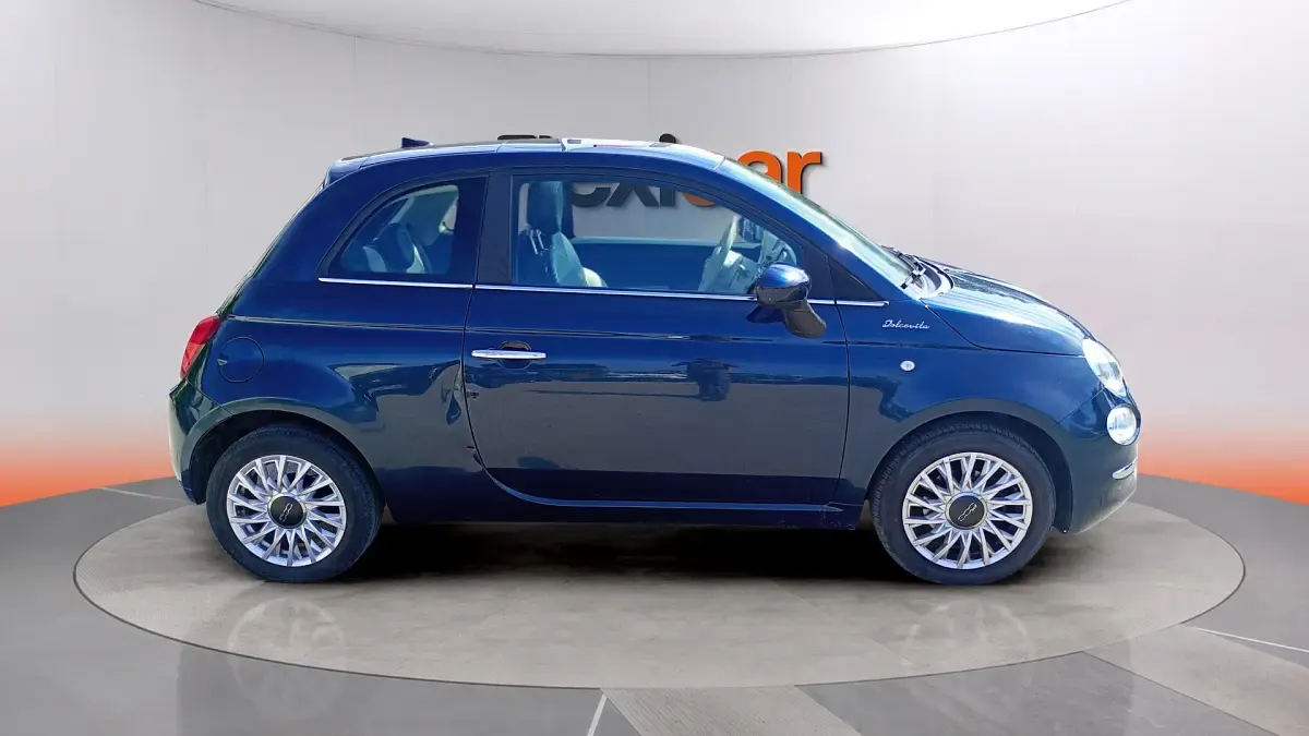 Usado Fiat 500 Dolcevita 71 CV (52 kW) 2023 Azul Berlina