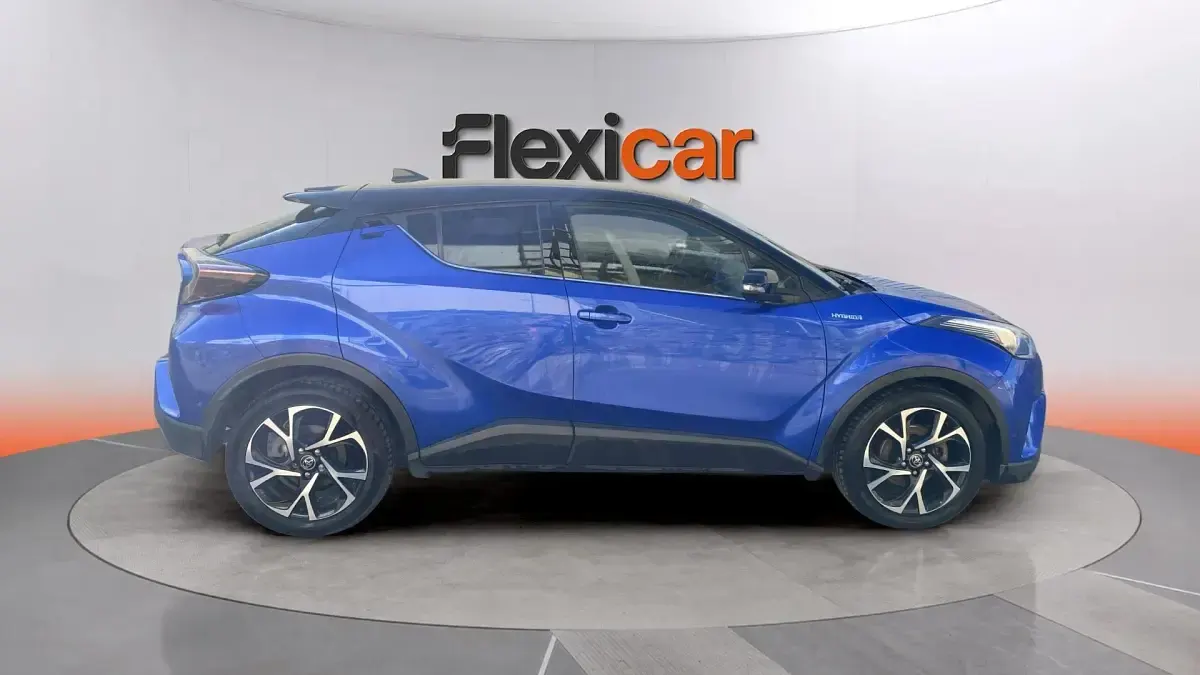 Usado Toyota C-HR Active 122 CV (89 kW) 2017 Azul SUV