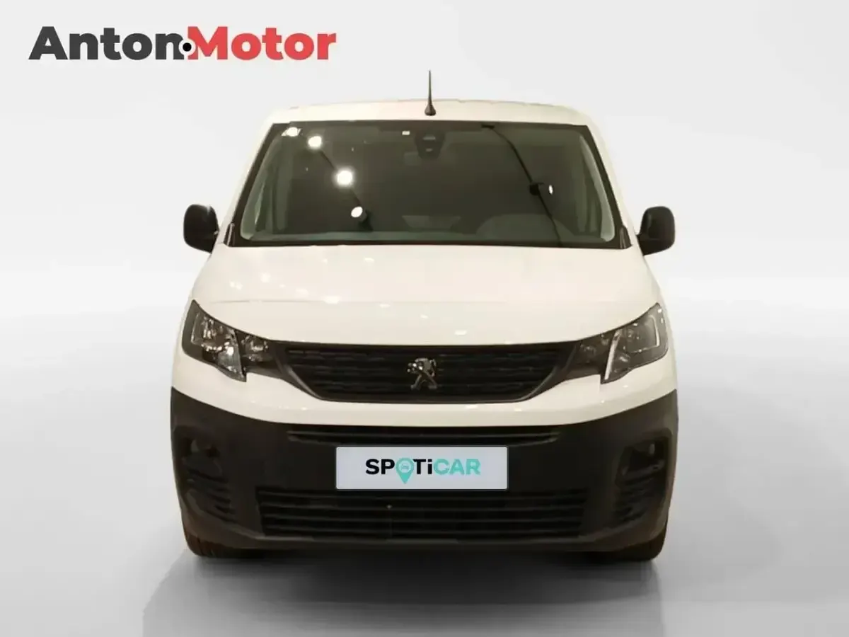 Usado Peugeot Partner Premium 128 CV (94 kW) 2020 Blanco Monovolumen