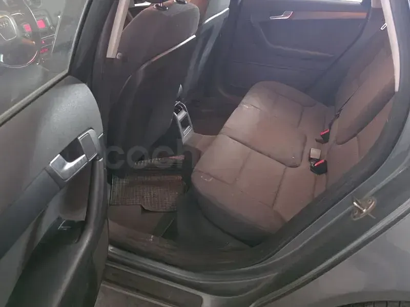 Usado Audi A3 Sportback Attraction 105 CV (77 kW) 2010 Verde Utilitario