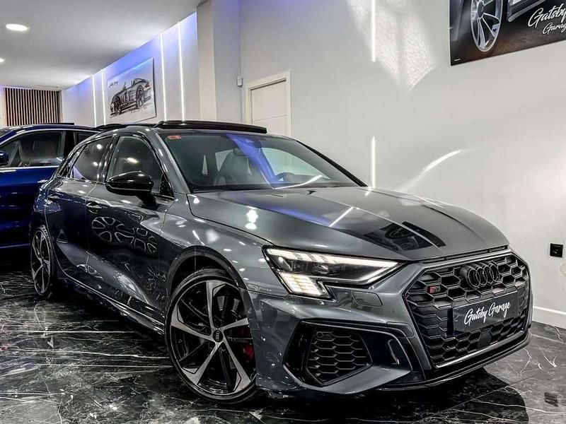 Usado Audi S3 Sportback Ambiente 310 CV (228 kW) 2021 Gris Utilitario