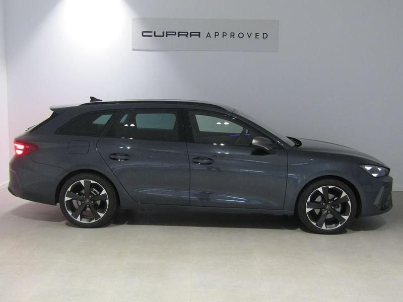 Usado Cupra Leon 150 CV (110 kW) 2024 Gris Utilitario