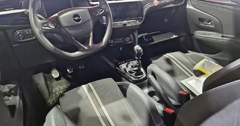 Usado Opel Corsa GS Line 100 CV (73 kW) 2023