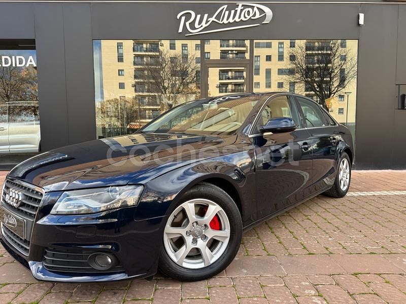 Azul Usado 2010 Audi A4 Berlina | 10.999 € (Un poco caro) - Imagen 1/4