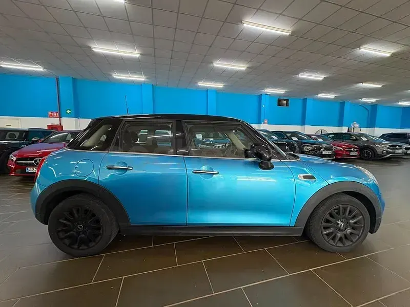 Usado Mini Cooper 136 CV (100 kW) 2016 Azul Utilitario