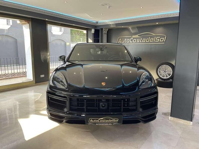 Negro Usado 2023 Porsche Cayenne Turbo GT SUV | 179.999 € - Imagen 1/4