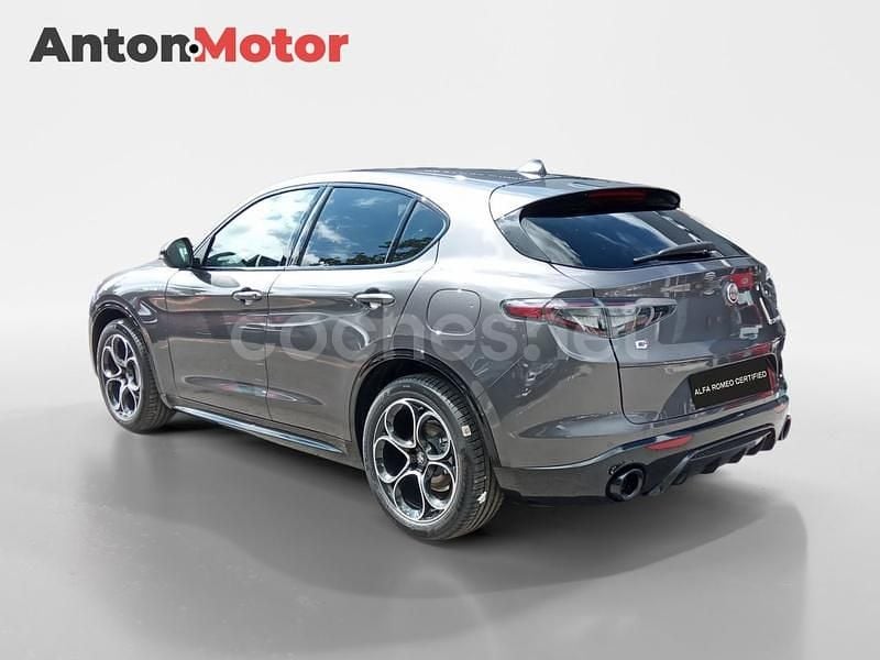 Nuevo Alfa Romeo Stelvio Veloce 210 CV (154 kW) 2025 Gris / plata SUV