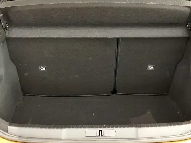 Usado DS Automobiles DS3 Crossback Grand Chic 155 CV (114 kW) 2019 Amarillo SUV