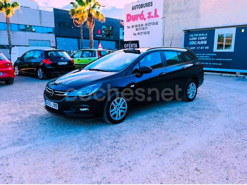 Negro Usado 2016 Opel Astra Dynamic Familiar | 6700 € (Buen precio) - Imagen 1/4