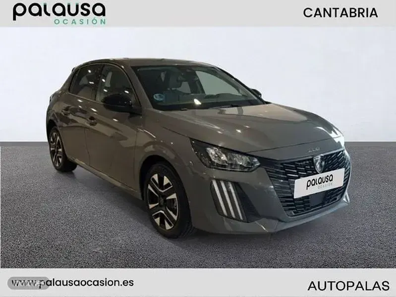 Usado Peugeot 208 Allure 110 CV (80 kW) 2025 Gris Utilitario
