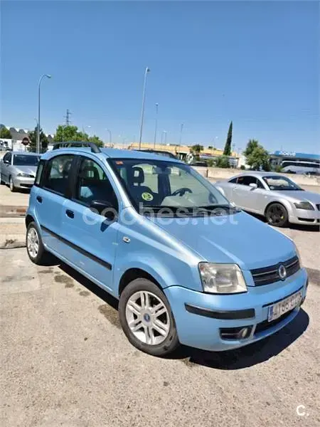Usado Fiat Panda Dynamic 60 CV (44 kW) 2004 Azul Utilitario