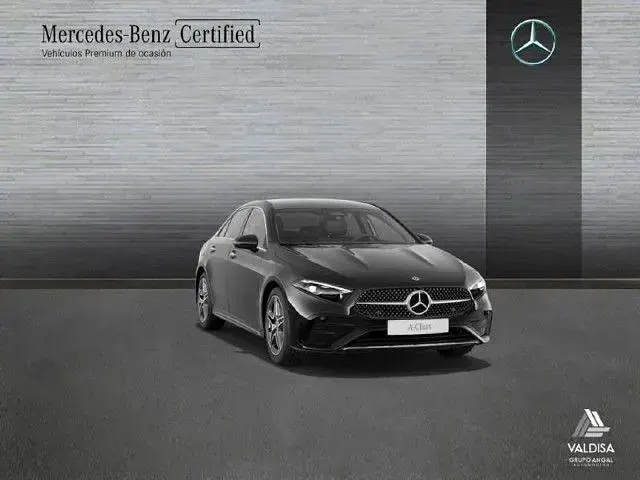 Usado Mercedes A250 218 CV (160 kW) 2023 Negro noche