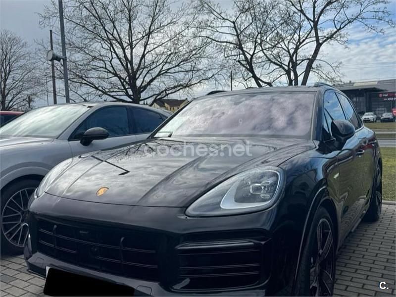 Usado Porsche Cayenne 462 CV (339 kW) 2022 Negro SUV
