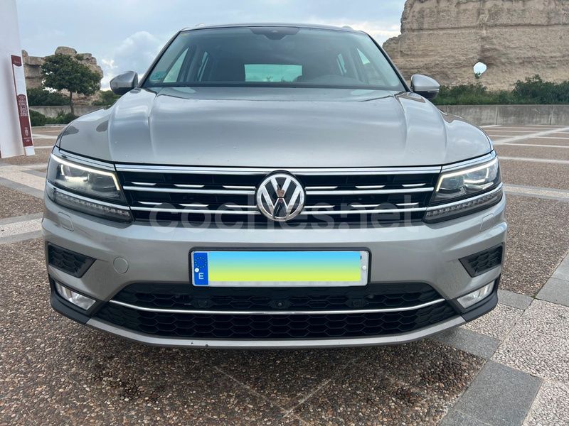 Gris / plata Usado 2016 VW Tiguan Sportline SUV | 22.900 € (Un poco caro) - Imagen 1/4