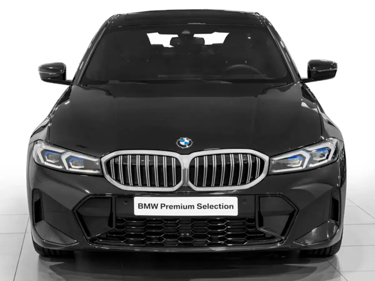 Usado BMW 330e Comfort Edition 292 CV (214 kW) 2026 Negro Berlina