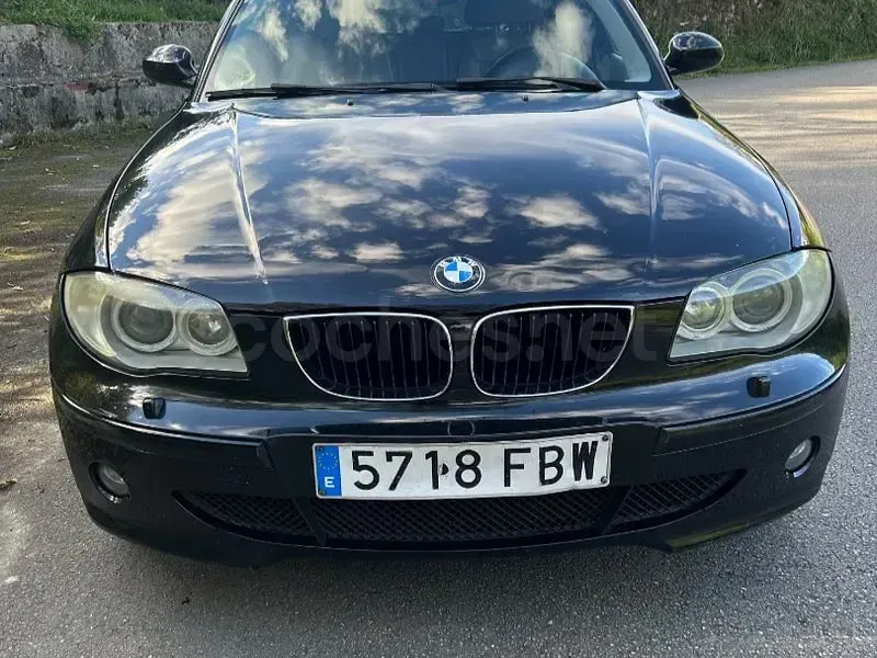 Usado BMW 120 163 CV (119 kW) 2006 Negro Utilitario