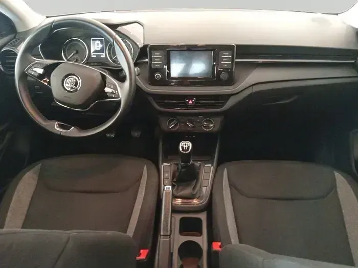 Usado Skoda Fabia Style 95 CV (69 kW) 2022 Blanco Utilitario