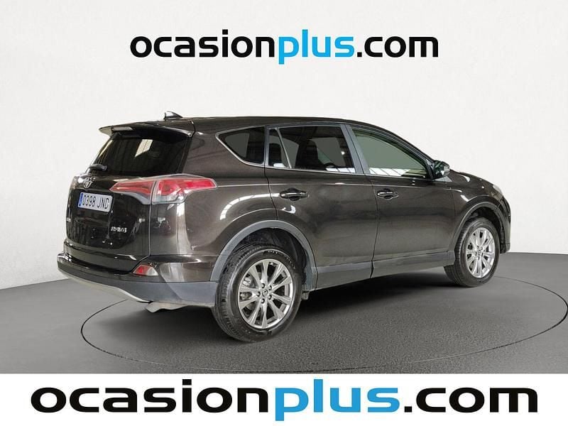 Usado Toyota RAV4 Advance 143 CV (105 kW) 2016 Marrón SUV