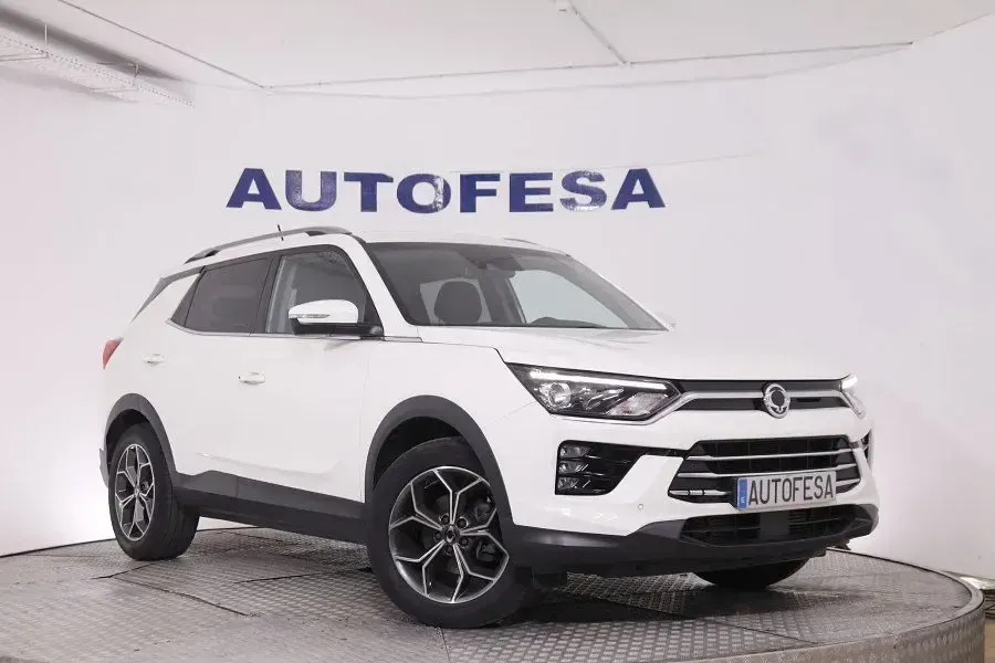 Usado SsangYong Korando 163 CV (119 kW) 2021 Blanco