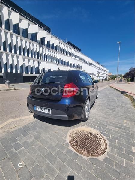 Usado BMW 118 Sport Line 143 CV (105 kW) 2007 Azul Utilitario