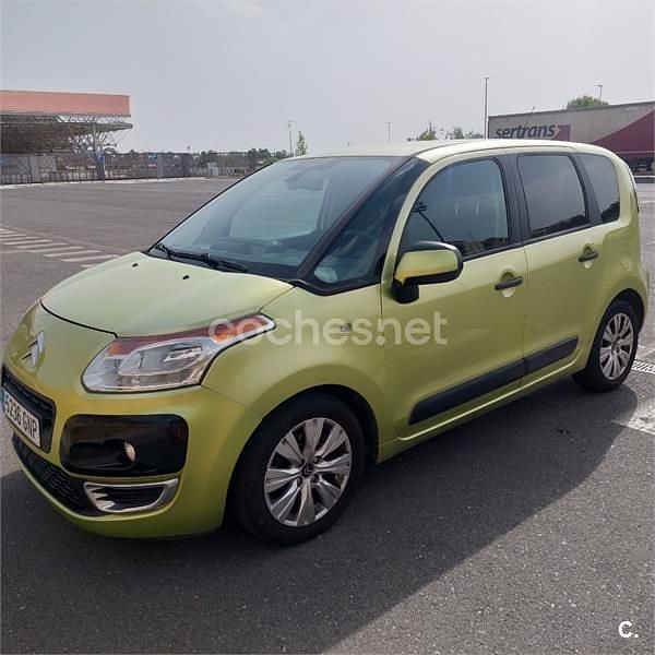 Verde Usado 2010 Citroën C3 Picasso Exclusive Monovolumen | 3990 € (Precio justo) - Imagen 1/4