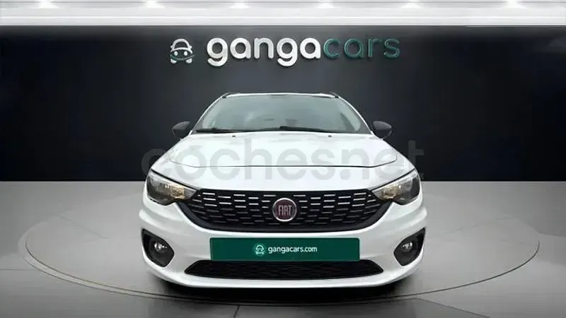 Usado Fiat Tipo Business 120 CV (88 kW) 2020 Blanco Familiar
