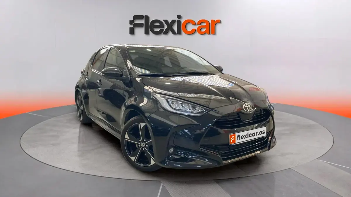 Usado Toyota Yaris Hybrid Plus 116 CV (85 kW) 2025 Berlina