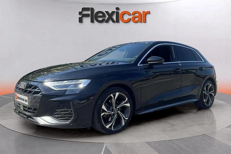 Gris Usado 2024 Audi A3 Sportback Advanced Utilitario | 28.790 € (Precio justo) - Imagen 1/4