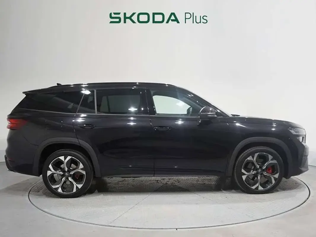Nuevo Skoda Kodiaq RS 265 CV (194 kW) 2026 Negro SUV