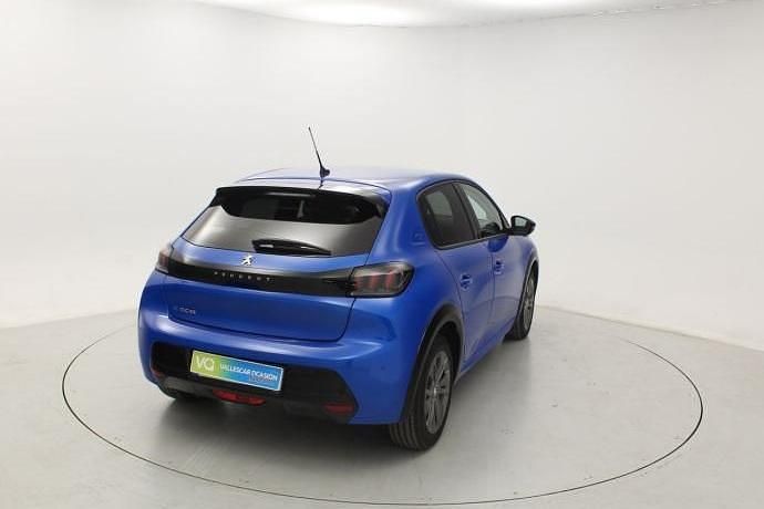 Usado Peugeot e-208 Allure 100 kW (136 CV) 2023 Utilitario