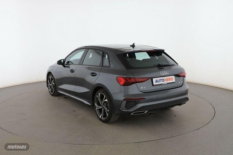 Usado Audi A3 S-Line 150 CV (110 kW) 2023 Gris Berlina