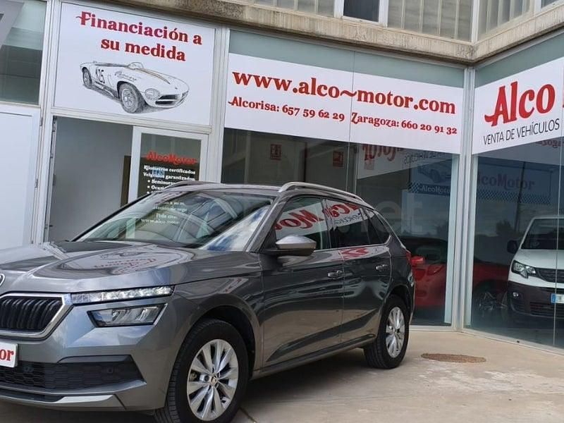 Usado Skoda Kamiq 110 CV (80 kW) 2022 Gris / plata SUV