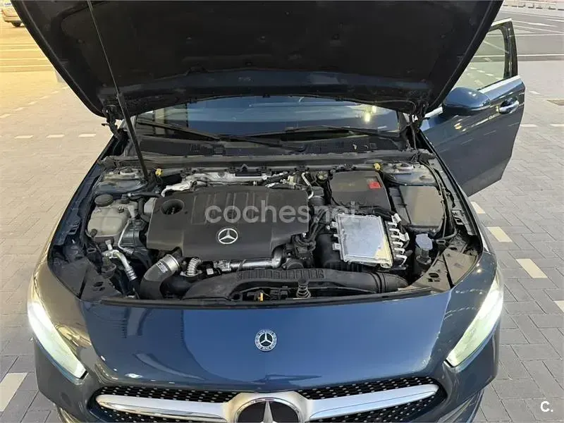 Usado Mercedes A220 150 CV (110 kW) 2020 Azul Berlina