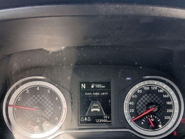 Usado Hyundai i20 101 CV (74 kW) 2021 Blanco Utilitario