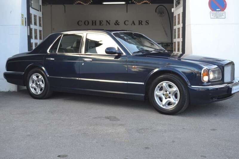 Usado Bentley Arnage 354 CV (260 kW) 1999 Royal blue pearl Berlina